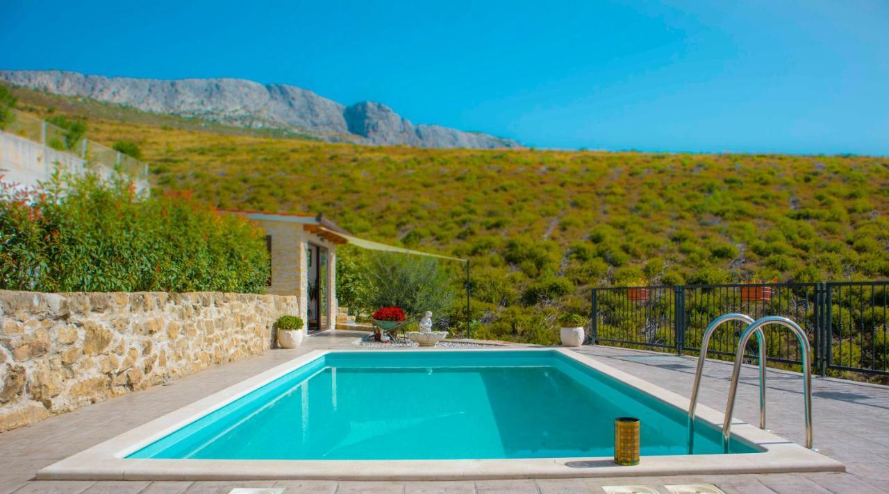 Hill Apartment With Private Pool Kučine Εξωτερικό φωτογραφία