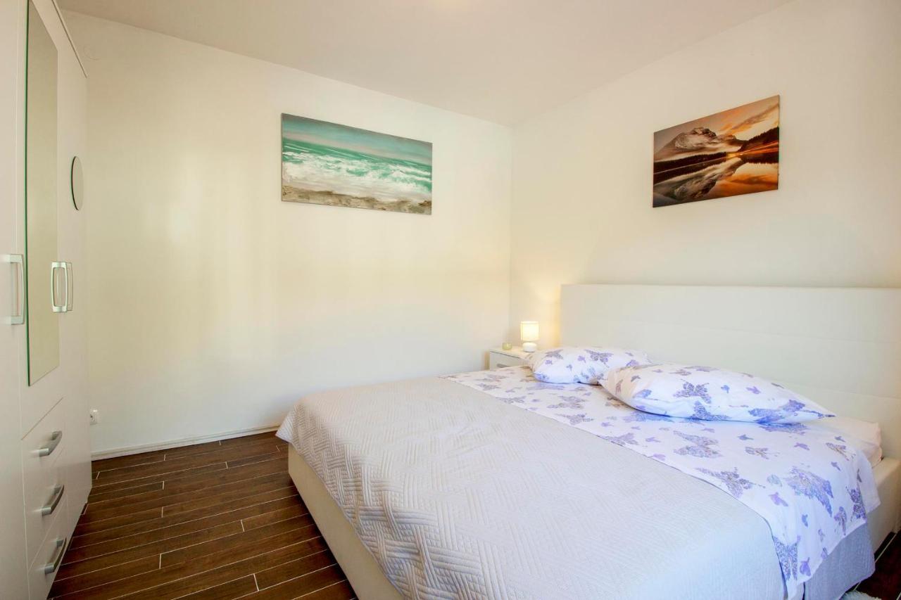 Hill Apartment With Private Pool Kučine Εξωτερικό φωτογραφία