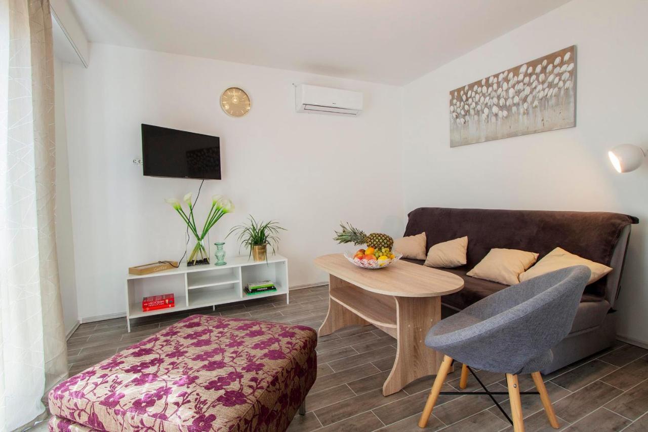 Hill Apartment With Private Pool Kučine Εξωτερικό φωτογραφία