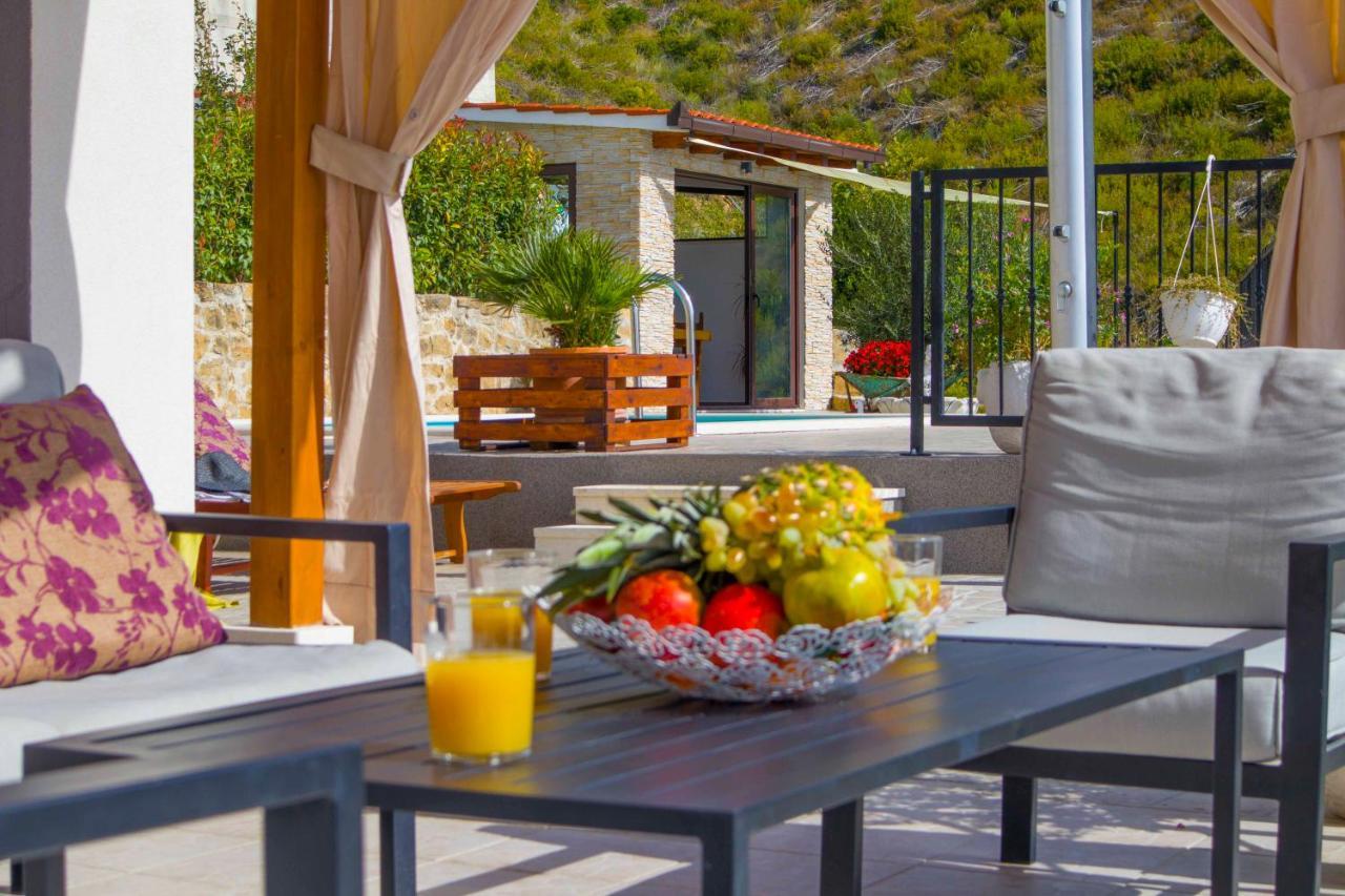 Hill Apartment With Private Pool Kučine Εξωτερικό φωτογραφία